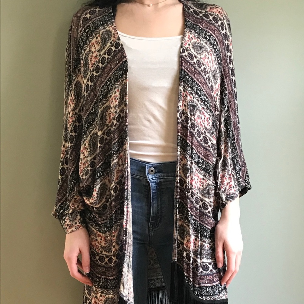 Mauve Paisley Fringed Light Cardigan